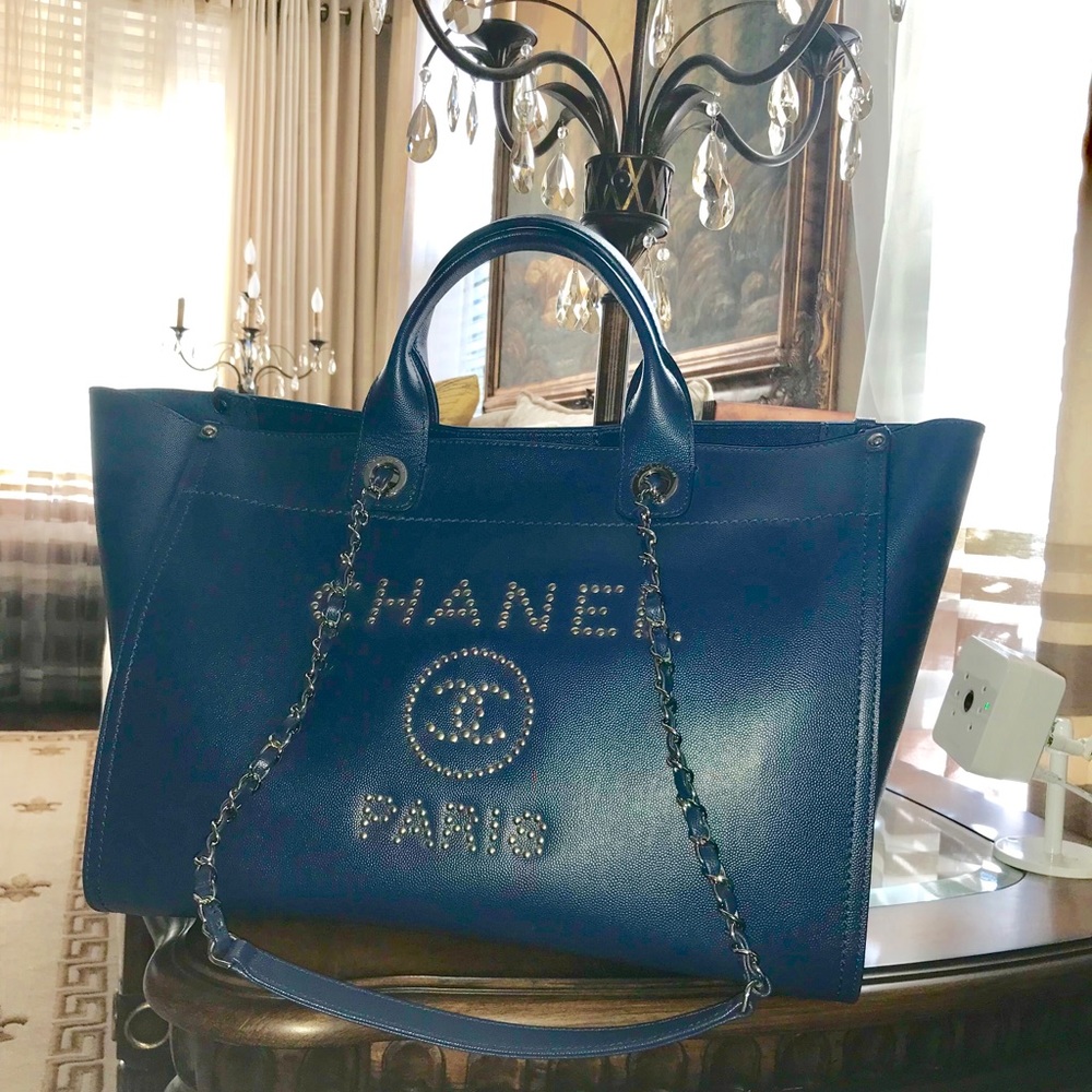 ❌SOLD❌CHANEL Caviar Large Studded Deauville Tote